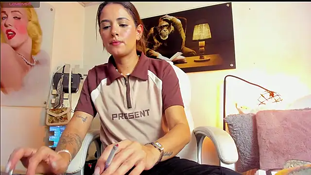 Snapshot of KimberlySaen chatting on 10, 3, 2026 KimberlySaen online show from 10, 3, 2026