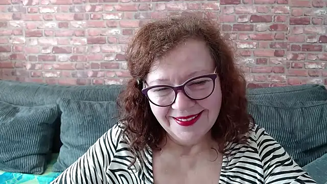 Snapshot of Adelewildx chatting on 9, 2, 2025 Adelewildx online show from 9, 2, 2025