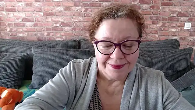 Snapshot of Adelewildx chatting on 15, 2, 2025 Adelewildx online show from 15, 2, 2025