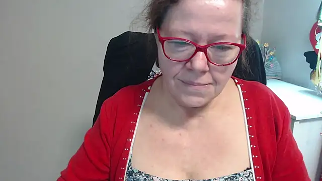 Snapshot of Adelewildx chatting on 18, 2, 2025 Adelewildx online show from 18, 2, 2025