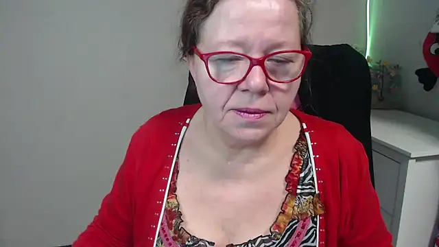 Snapshot of Adelewildx chatting on 26, 2, 2025 Adelewildx online show from 26, 2, 2025