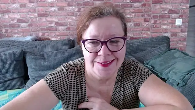 Snapshot of Adelewildx chatting on 28, 2, 2025 Adelewildx online show from 28, 2, 2025