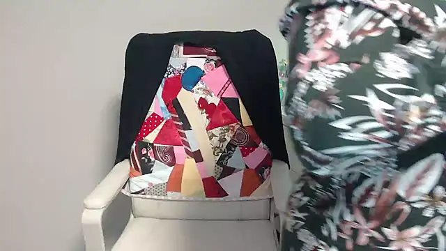 Snapshot of Adelewildx chatting on 11, 3, 2025 Adelewildx online show from 11, 3, 2025