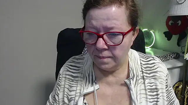 Snapshot of Adelewildx chatting on 18, 3, 2025 Adelewildx online show from 18, 3, 2025