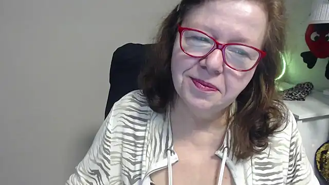 Snapshot of Adelewildx chatting on 18, 3, 2025 Adelewildx online show from 18, 3, 2025