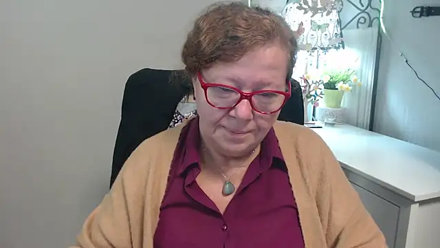 Snapshot of Adelewildx chatting on 15, 9, 2025 Adelewildx online show from 15, 9, 2025