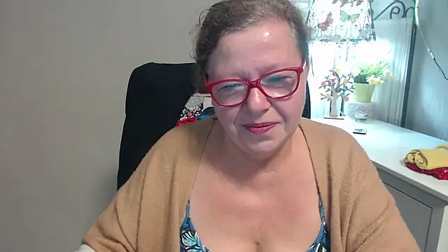Snapshot of Adelewildx chatting on 22, 9, 2025 Adelewildx online show from 22, 9, 2025