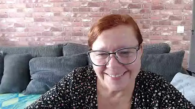 Snapshot of Adelewildx chatting on 3, 10, 2025 Adelewildx online show from 3, 10, 2025