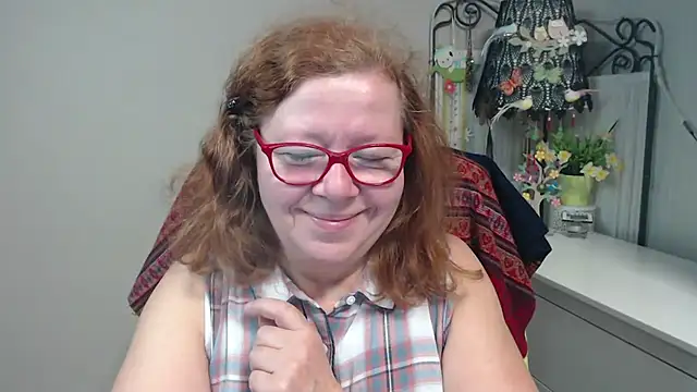 Snapshot of Adelewildx chatting on 30, 10, 2025 Adelewildx online show from 30, 10, 2025