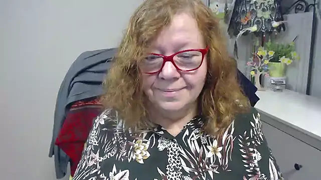 Snapshot of Adelewildx chatting on 4, 11, 2025 Adelewildx online show from 4, 11, 2025