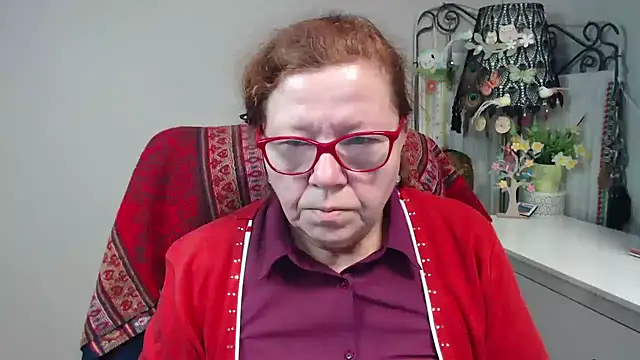 Snapshot of Adelewildx chatting on 19, 11, 2025 Adelewildx online show from 19, 11, 2025