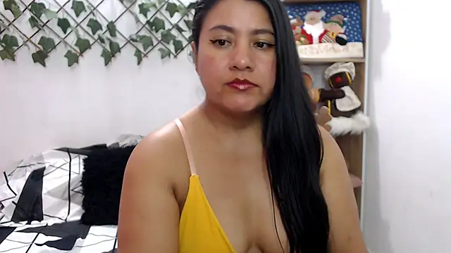 Snapshot of BellaBellosinia chatting on 21, 12, 2024 BellaBellosinia online show from 21, 12, 2024