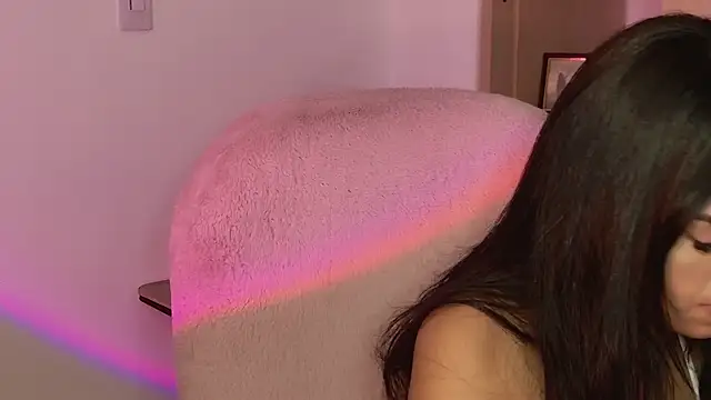 Snapshot of YourKatt chatting on 19, 5, 2026 YourKatt online show from 19, 5, 2026
