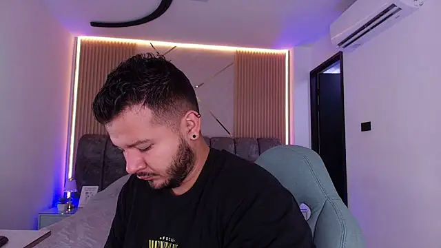 mister miike online show from 28, 4, 2026