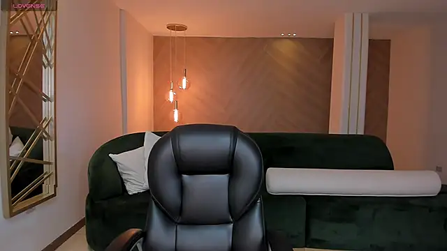 BrennaWalker online show from 15, 2, 2025