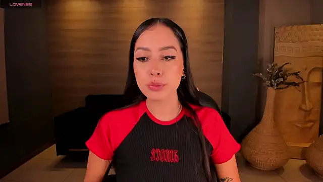 BrennaWalker online show from 18, 2, 2025