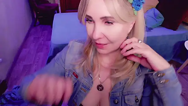 Snapshot of _unique_cam_ chatting on 27, 6, 2026 unique cam online show from 27, 6, 2026