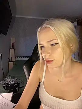 Snapshot of SIMBA_BOS chatting on 26, 12, 2024 SIMBA BOS online show from 26, 12, 2024