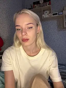 Snapshot of SIMBA_BOS chatting on 23, 12, 2025 SIMBA BOS online show from 23, 12, 2025