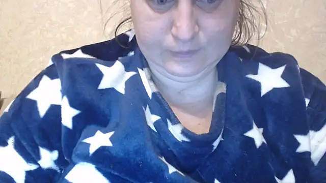 Amy August online show from 13, 2, 2026