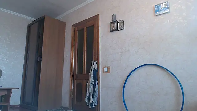 Amy August online show from 20, 7, 2026