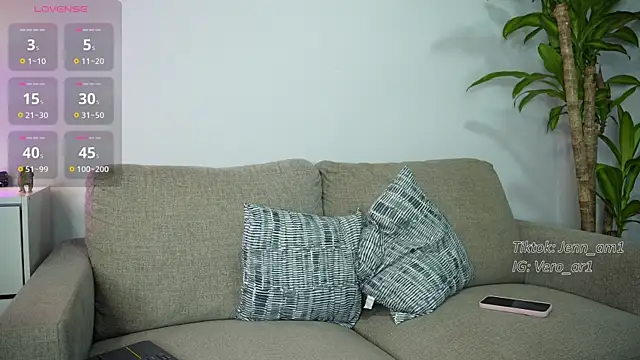 Veronica ar online show from 20, 10, 2025