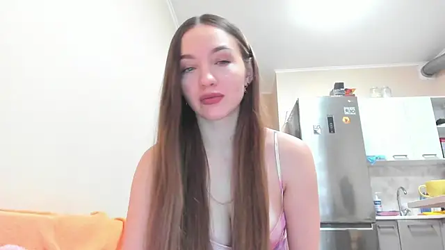 Snapshot of Naughty_Molly chatting on 6, 1, 2025 Naughty Molly online show from 6, 1, 2025