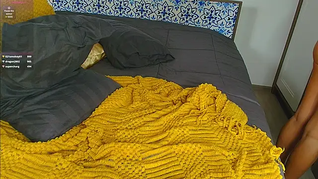 Snapshot of Alice_N_Wooderland chatting on 14, 12, 2024 Alice N Wooderland online show from 14, 12, 2024