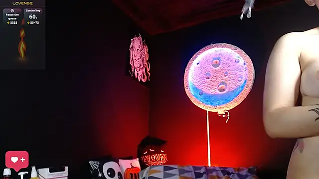 girl intense444 online show from 6, 10, 2025