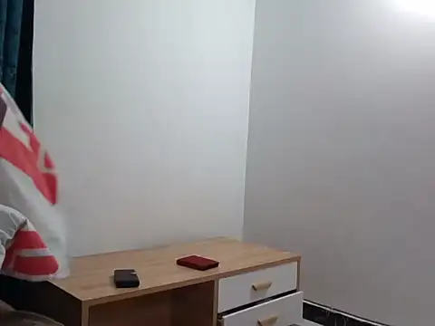 Snapshot of Deliciousgal chatting on 11, 9, 2025 Deliciousgal online show from 11, 9, 2025