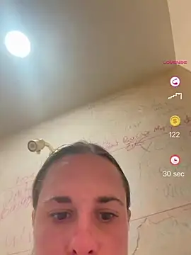 emmyemmmxoo online show from 29, 6, 2026