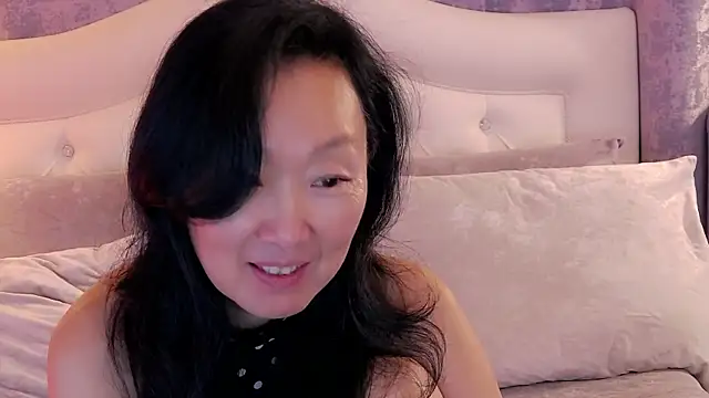 Asian legs online show from 17, 7, 2026
