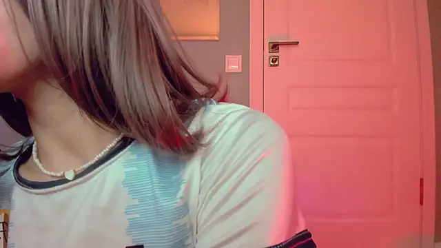 Snapshot of kimisun01 chatting on 19, 12, 2024 kimisun01 online show from 19, 12, 2024