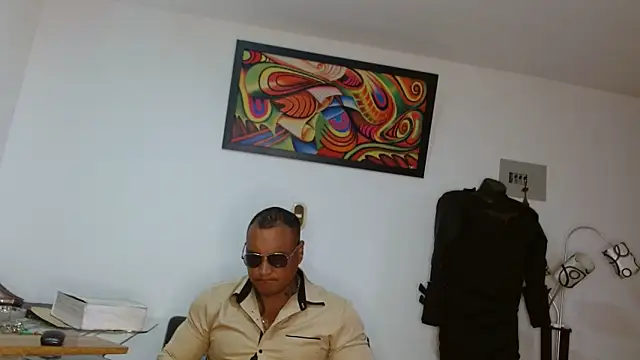 Snapshot of hardrock982 chatting on 19, 6, 2026 hardrock982 online show from 19, 6, 2026