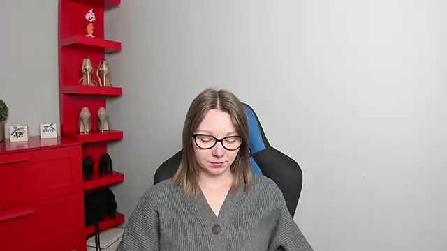 Cookie zoe online show from 27, 4, 2026