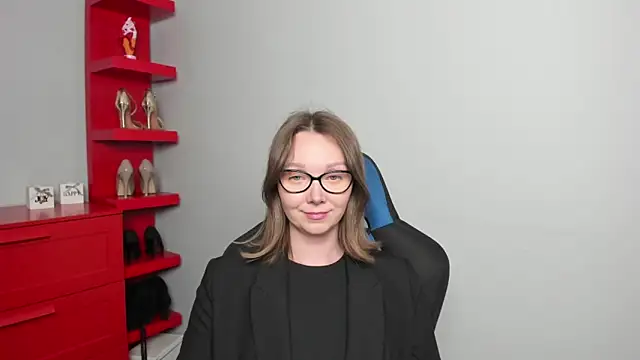 Cookie zoe online show from 19, 6, 2026