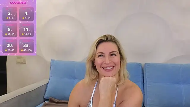 Snapshot of Lady_Murenza chatting on 18, 11, 2025 Lady Murenza online show from 18, 11, 2025