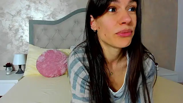 JennaMyers online show from 25, 4, 2026