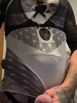 MadMaxxx84 online show from 13, 4, 2026