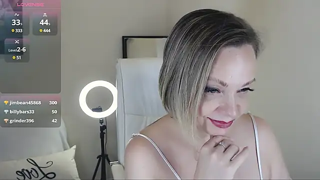 Tilly Eliot online show from 5, 3, 2025