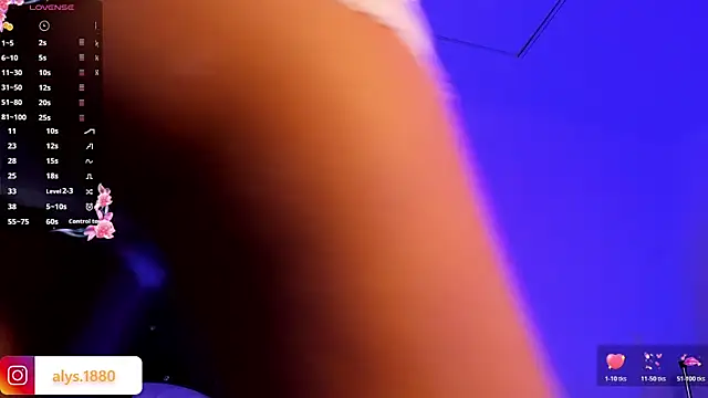 alysson 18 online show from 26, 11, 2025