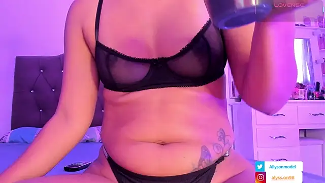 alysson 18 online show from 29, 5, 2026