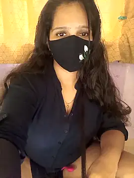 Rising Smiler online show from 17, 12, 2025