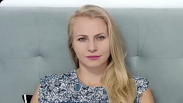 Snapshot of K__Adrienne chatting on 9, 9, 2025 K Adrienne online show from 9, 9, 2025