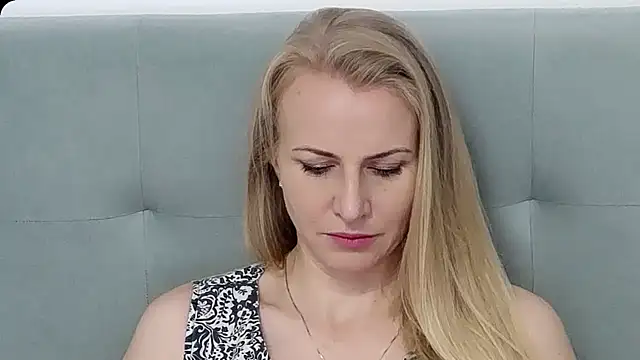 K  Adrienne online show from 13, 6, 2026