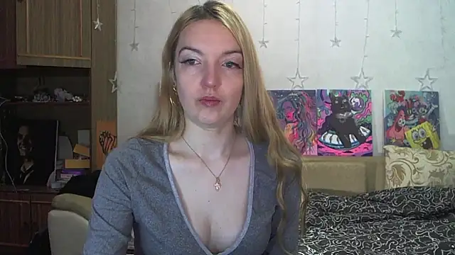 Snapshot of SecretSophia chatting on 19, 12, 2024 SecretSophia online show from 19, 12, 2024