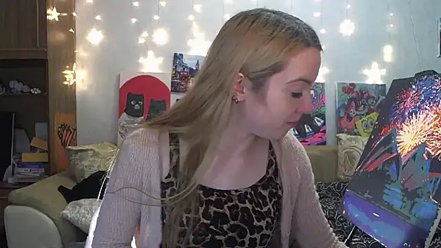 Snapshot of SecretSophia chatting on 20, 12, 2024 SecretSophia online show from 20, 12, 2024