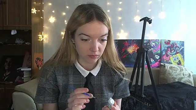 Snapshot of SecretSophia chatting on 11, 2, 2025 SecretSophia online show from 11, 2, 2025