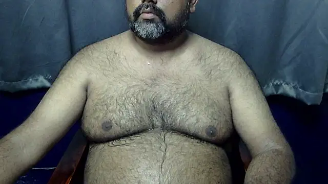 Snapshot of hairysubcub_70 chatting on 23, 5, 2026 hairysubcub 70 online show from 23, 5, 2026