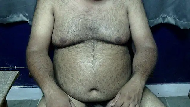 Snapshot of hairysubcub_70 chatting on 26, 5, 2026 hairysubcub 70 online show from 26, 5, 2026